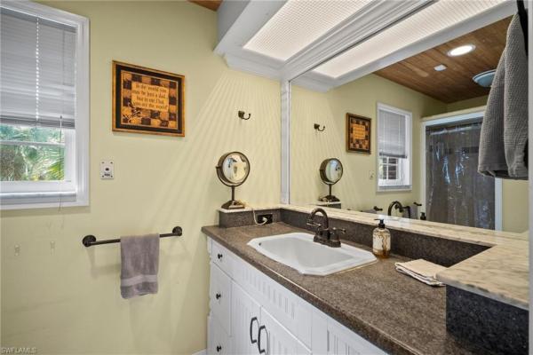 Estero No HOA, 20520 Tanglewood Ln, Estero, Florida 33928, image 2