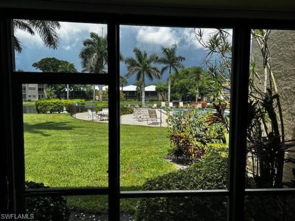 960 Palm View Dr #111, Naples, Florida 34110, image 1