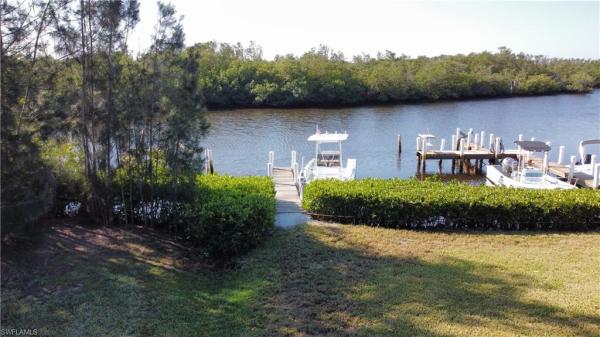 18446 Creek Dr, Fort Myers, Florida 33908, image 1