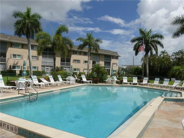Country Club Manor, 5435 Rattlesnake Hammock Rd #E-102, Naples, Florida 34113, image 1