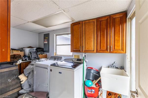 Coconut Grove At Olde Naples, 3954 N Coconut Cir, Naples, Florida 34104, image 1