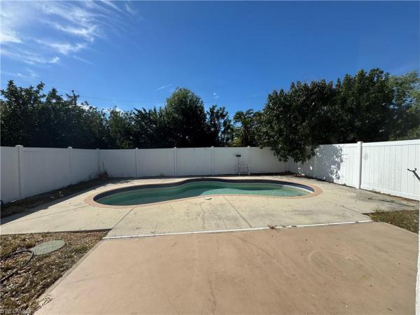 Cape Coral, 246 36th Ter, Cape Coral, Florida 33914, image 1