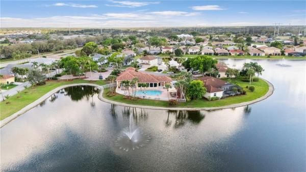 Silverlakes, 13061 Silver Sands Dr, Fort Myers, Florida 33913, image 2