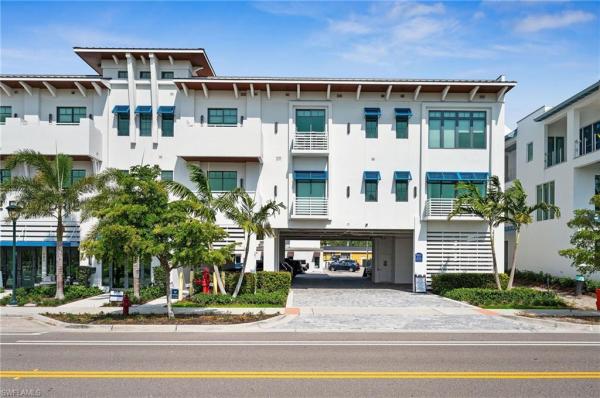 101 S 8th St #302, Naples, Florida 34102, image 1
