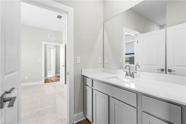 Cape Coral Residential, 4521 Agualinda Blvd, Cape Coral, Florida 33914, image 2