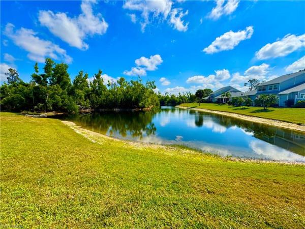 Timberwood Village, 6074 Timberwood Cir #319, Fort Myers, Florida 33908, image 2