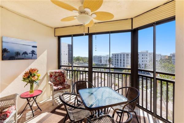 Harbour Pointe At Bay Beach, 4265 Bay Beach Ln #523, Fort Myers Beach, Florida 33931, image 1