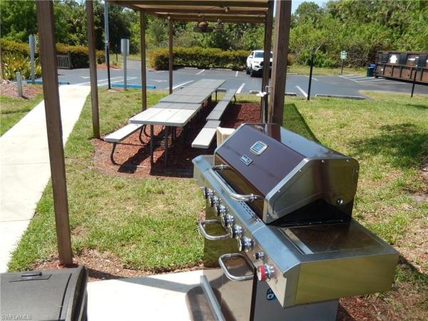 Pine Ridge Of Fort Myers Village, 9521 Windsor Club Cir, Fort Myers, Florida 33905, image 3