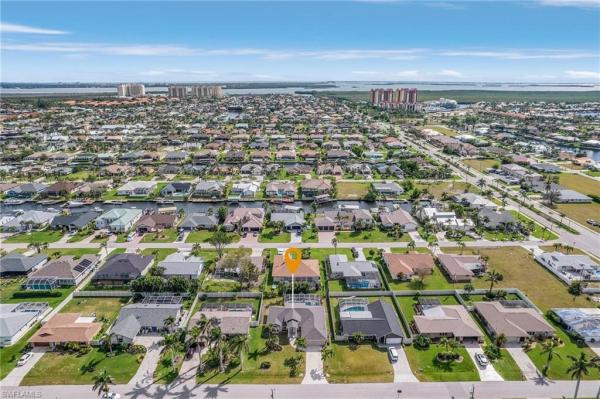 Cape Coral Residential, 1518 52nd Ter, Cape Coral, Florida 33914, image 2