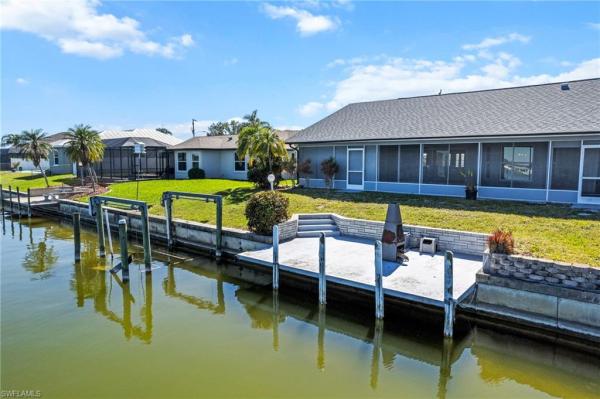 Cape Coral Residential, 825 2nd Ave, Cape Coral, Florida 33991, image 2