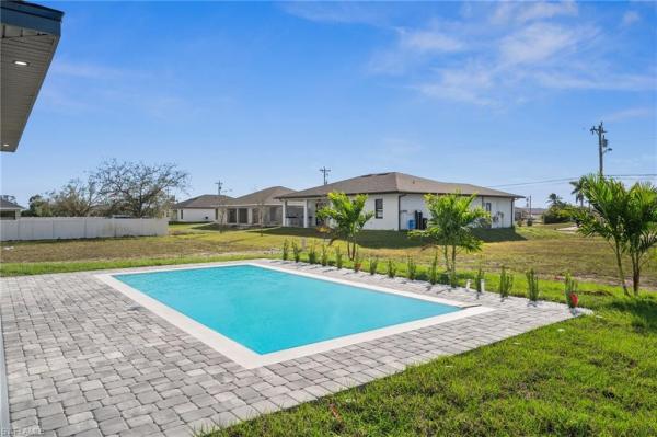 Cape Coral Residential, 1720 15th Pl, Cape Coral, Florida 33993, image 3