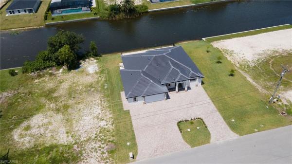 Cape Coral Residential, 35 5th Ter, Cape Coral, Florida 33909, image 2