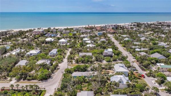 Las Conchas Del Mar, 1012/1014 Gulf Dr, Sanibel, Florida 33957, image 1