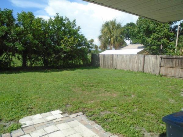 Ridgeway Estates, 888 Ridgeway Dr, North Fort Myers, Florida 33903, image 2