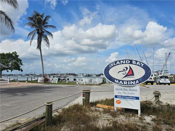 Fort Myers Beach No HOA, 243 Pearl St, Fort Myers Beach, Florida 33931, image 2