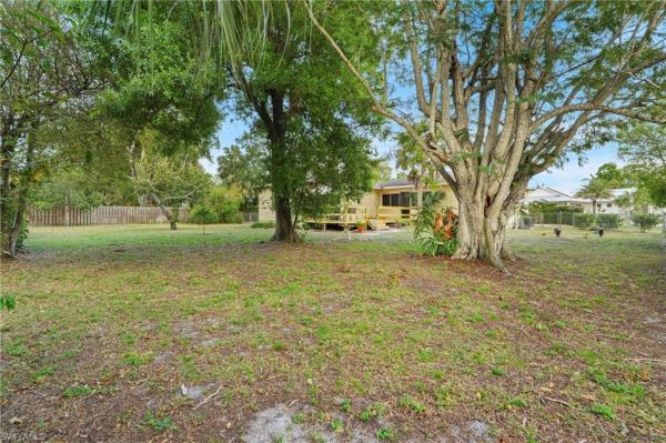 Edison Park, 1607 Ardmore Rd, Fort Myers, Florida 33901, image 2