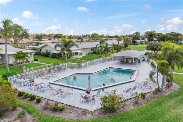 Whiskey Creek Village Green, 5549 Boynton Ln, Fort Myers, Florida 33919, image 1