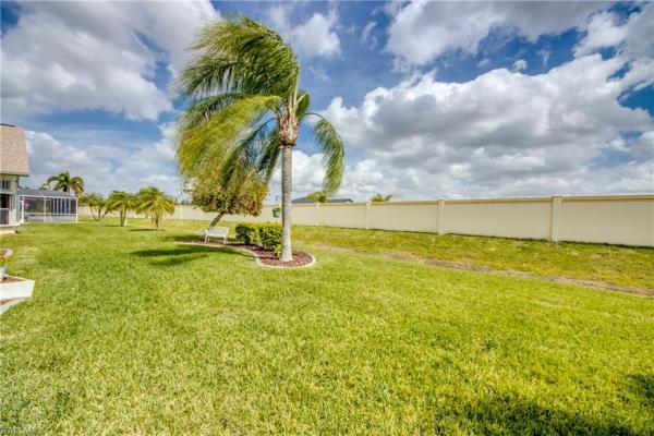Sabal Springs Golf & Racquet Club, 3552 Sabal Springs Blvd, North Fort Myers, Florida 33917, image 1