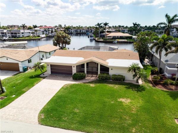 Cape Coral Residential, 1716 40th Ter, Cape Coral, Florida 33904, image 2