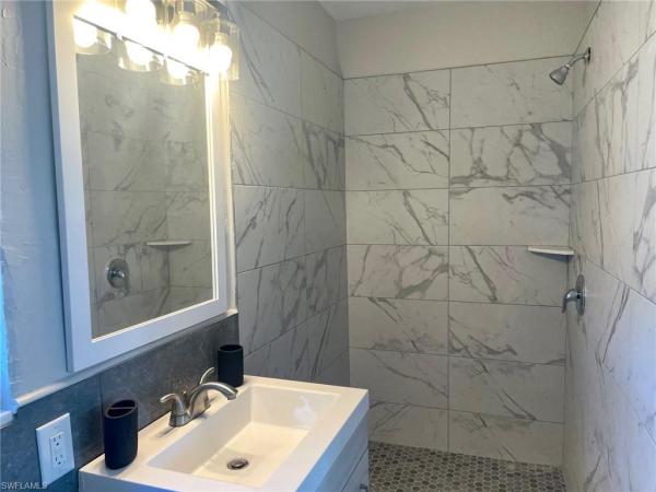 Cape Coral Residential, 404 E El Dorado Pkwy, Cape Coral, Florida 33904, image 2
