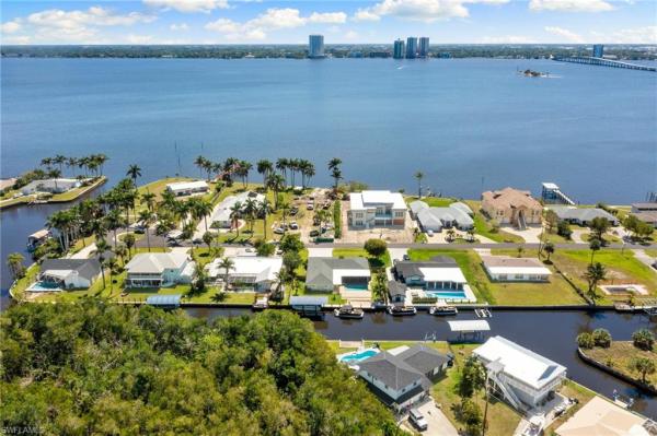 Harbor Estates, 124 North Shore Ave, North Fort Myers, Florida 33917, image 3