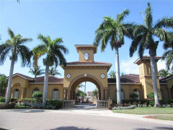 15655 Ocean Walk Cir #215, Fort Myers, Florida 33908, image 1