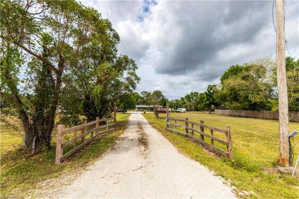 North Fort Myers No HOA, 17841 Palm Creek Dr, North Fort Myers, Florida 33917, image 1