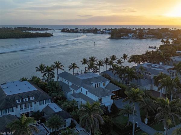 Port Royal, 700 W Admiralty Parade, Naples, Florida 34102, image 1