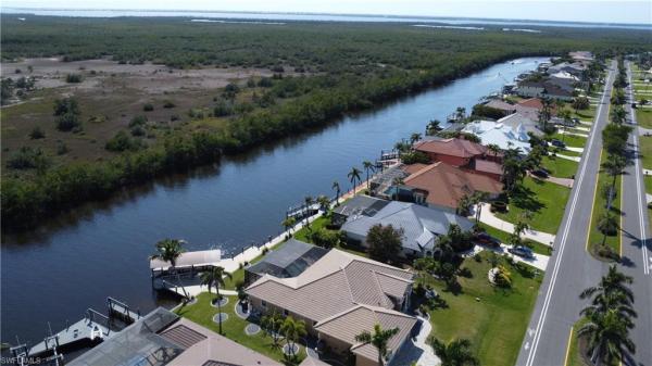 Cape Coral Residential, 2540 W El Dorado Pkwy, Cape Coral, Florida 33914, image 2