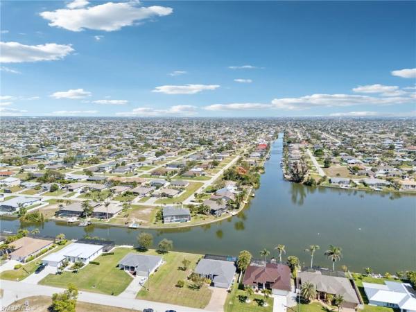 Cape Coral Residential, 3627 15th Pl, Cape Coral, Florida 33914, image 1