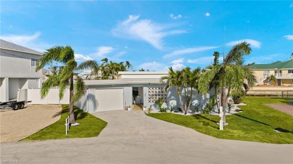 Shell Mound Park, 467 Madison Ct, Fort Myers Beach, Florida 33931, image 1
