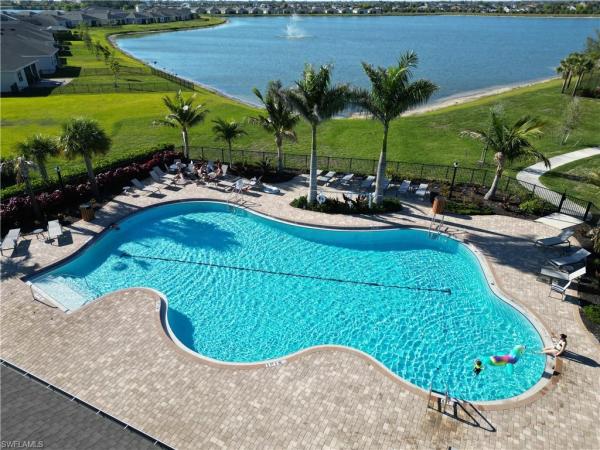 Stonewater, 303 Spring Hill Lake Loop, Cape Coral, Florida 33993, image 2