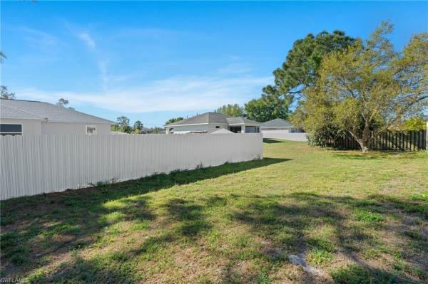 Mirror Lakes, 366 Parkdale Blvd, Lehigh Acres, Florida 33974, image 2