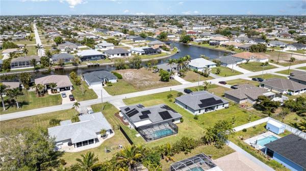 Cape Coral, 844 37th St, Cape Coral, Florida 33914, image 1