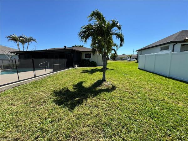 Cape Coral Residential, 911 10th St, Cape Coral, Florida 33909, image 2