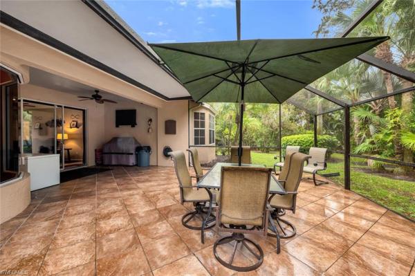 Maplewood, 246 Stanhope Cir, Naples, Florida 34104, image 2