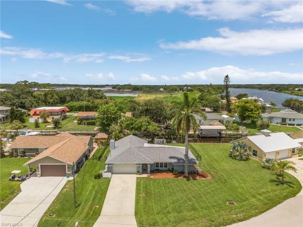 River Oaks, 2130 Waylife Ct, Alva, Florida 33920, image 1