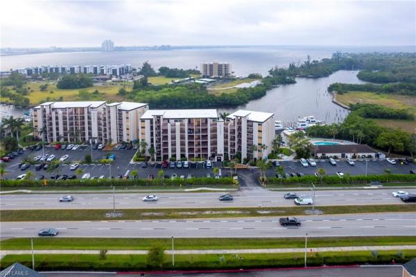 The Parkway, 3462 Hancock Bridge Pkwy #212, North Fort Myers, Florida 33903, image 2