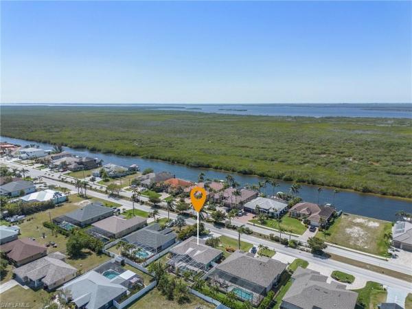 Cape Coral, 3319 Surfside Blvd, Cape Coral, Florida 33914, image 1