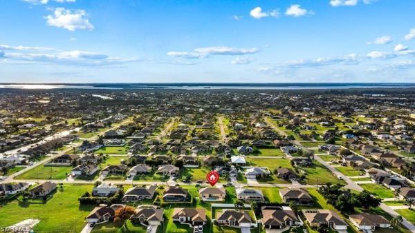 Cape Coral Residential, 2701 21st Pl, Cape Coral, Florida 33914, image 2