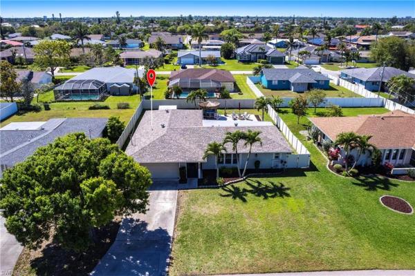 Cape Coral, 1118 22nd Ter, Cape Coral, Florida 33990, image 2