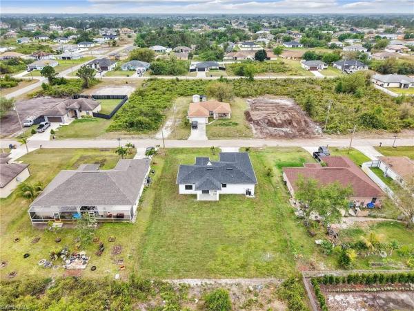 Lehigh Acres Residential, 2706 SW 25th St, Lehigh Acres, Florida 33976, image 1
