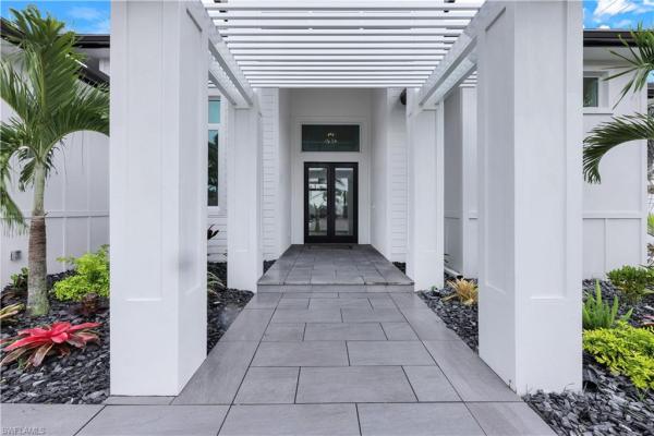 Cape Coral Residential, 5328 Colony Ct, Cape Coral, Florida 33904, image 2