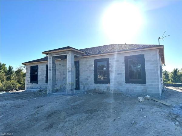 Lehigh Acres, 905 5th Ave, Lehigh Acres, Florida 33972, image 1