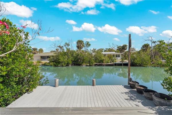 Castaway Estates, 5892 Sanibel Captiva Rd, Sanibel, Florida 33957, image 1