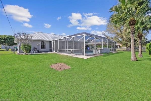 Cape Coral Residential, 605 29th Ter, Cape Coral, Florida 33914, image 2
