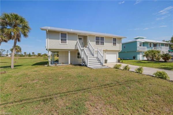 Alden Pines, 7674 Caloosa Dr, Bokeelia, Florida 33922, image 1