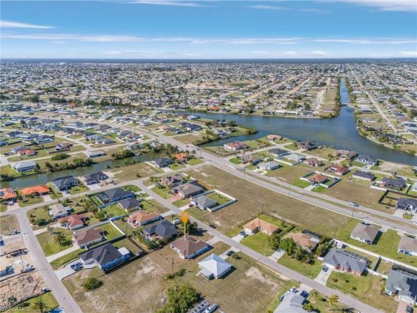 Cape Coral Residential, 538 5th Pl, Cape Coral, Florida 33909, image 3