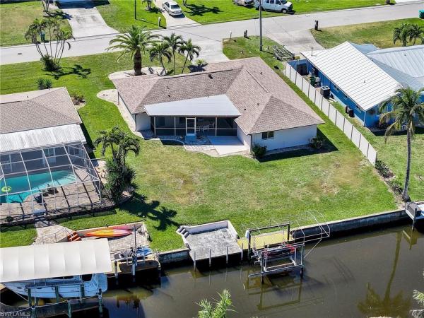 Cape Coral Residential, 1121 23rd Ter, Cape Coral, Florida 33990, image 3