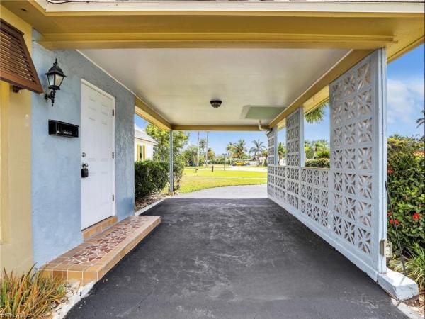 Royal Park Villas, 3 Knights Bridge Rd #A2, Naples, Florida 34112, image 2